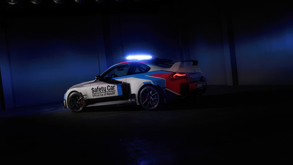 Фото: BMW📷BMW M2 MotoGP Safety Car