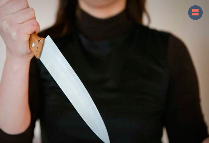 Родители девочки, которую одноклассница 26 раз ударила ножом, подали в суд на лицей