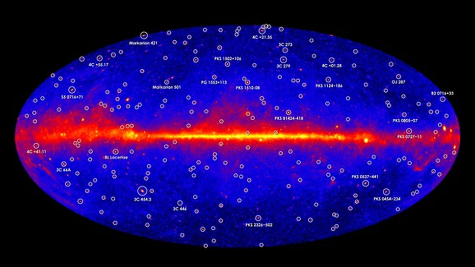Фото: NASA / DOE / Fermi LAT Collaboration📷На этом графике указаны избранные пульсары, обнаруженные с помощью космического гамма-телескопа Ферми НАСА. Пульсар — это быстро вращающаяся нейтронная звезда, которая периодически излучает электромагнитную энергию. Нейтронная звезда — это самая близкая к черной дыре вещь, которую астрономы могут наблюдать напрямую, сжимая массу в полмиллиона раз больше, чем Земля