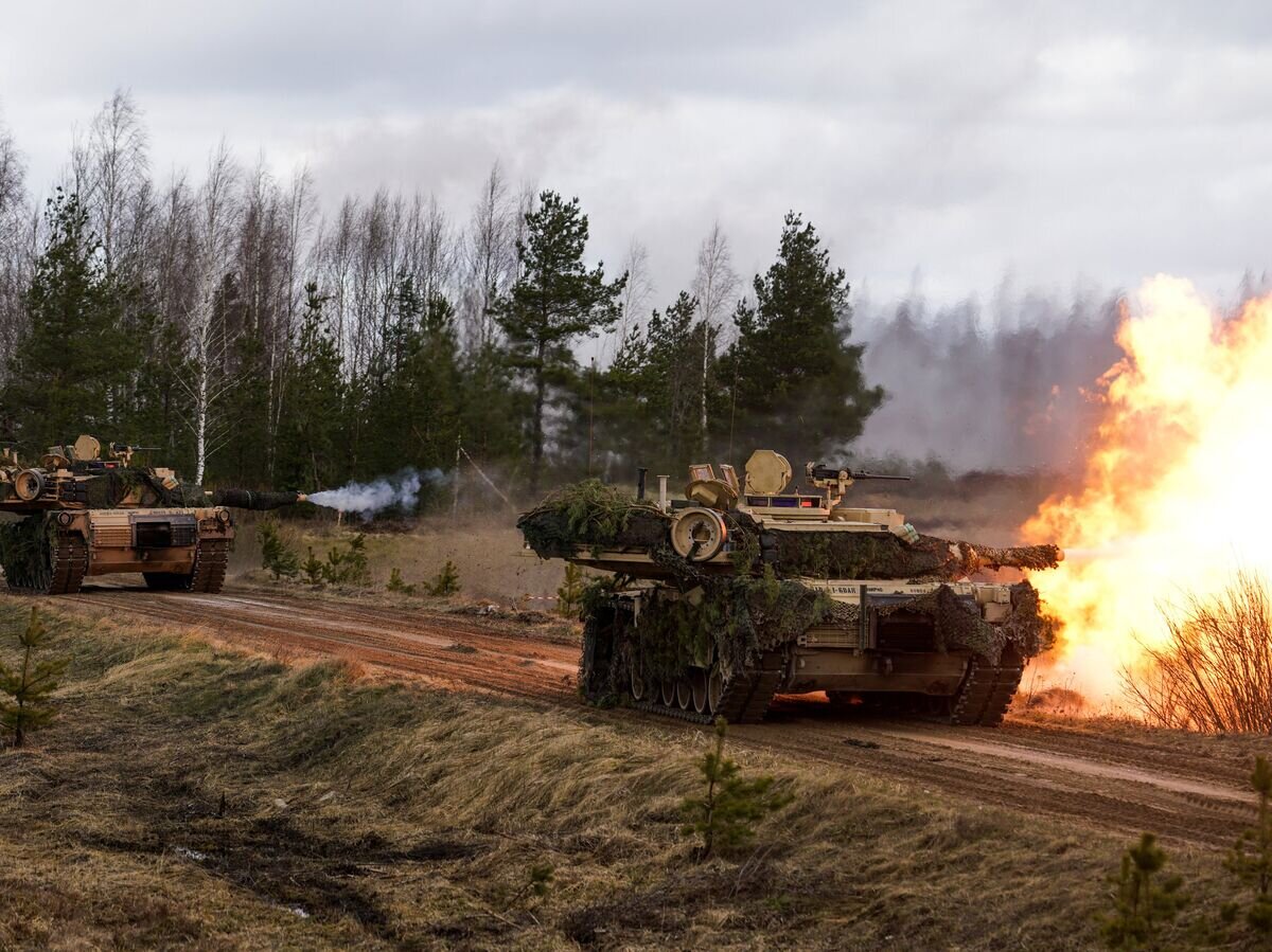    Танки M1 Abrams на международных военных учениях "Summer Shield XIV"© Sputnik / Сергей Мелконов