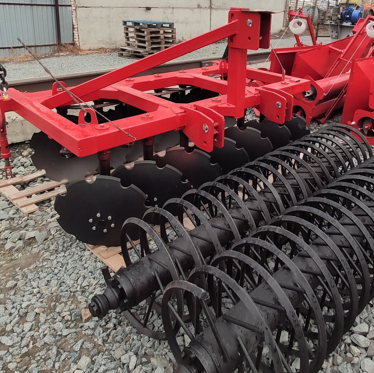 Борона дисковая навесная БД-2,4Н на складе компании