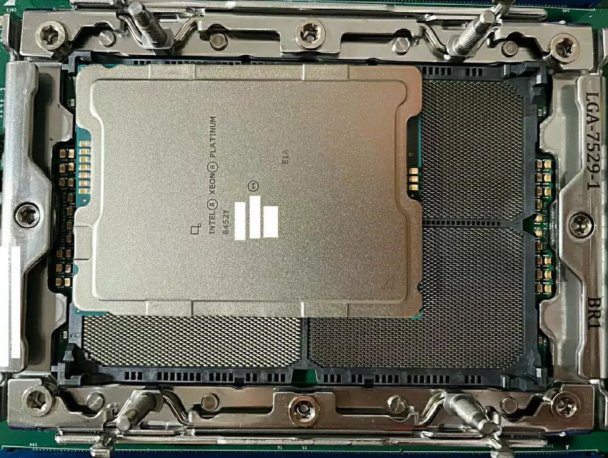 Современные сокеты. LGA 7529. Intel 7529. Интел сокет LGA 7529. LGA 4677.