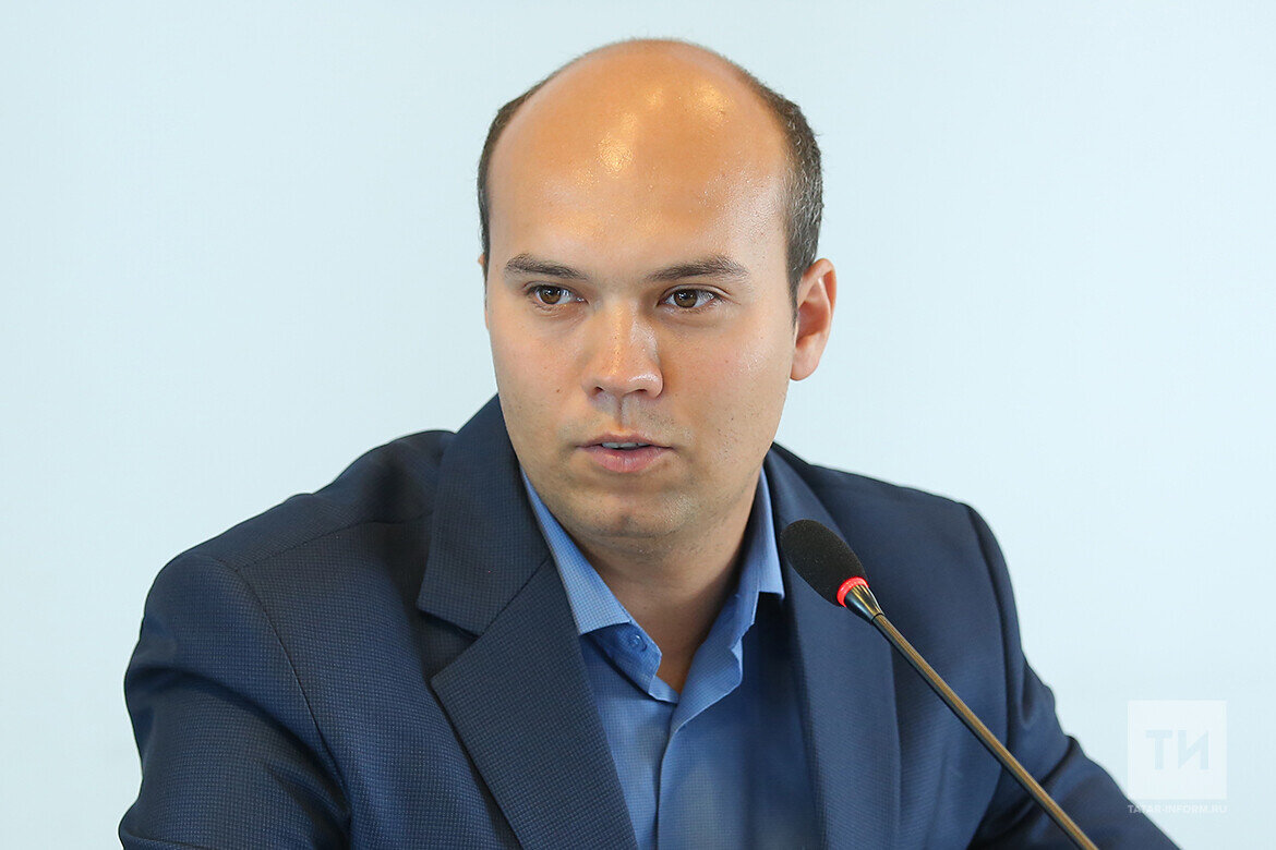 Тимур Әүһәдиев хәбәр иткәнчә, беренчел фаразларга караганда, быел сентябрьдә Татарстанга әбиләр чуагы киләчәк, ә 1 ел элек ул булмаган.Фото: © Солтан Исхаков / Татар-информ
