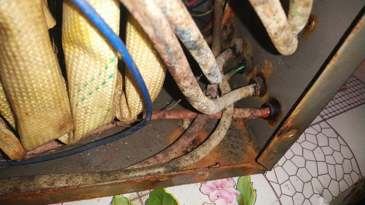 Подводный стабилизатор РЕСАНТА АСН - 10000/1-ц, не работает, гудит ...