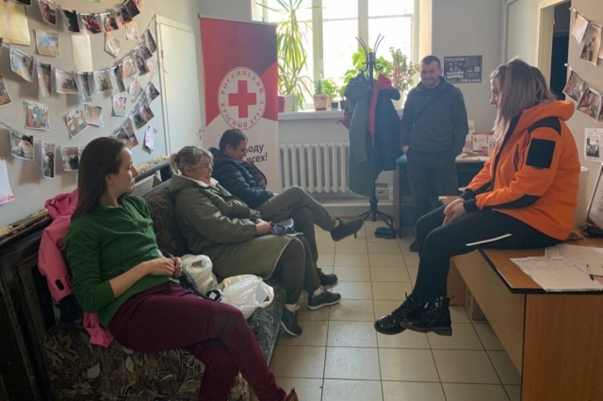    В Томске добровольцы осматривают город и ТЦ в поисках 13-летней Ксюши