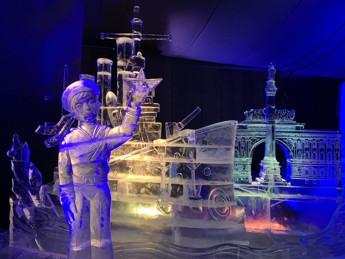 Кронштадт лед. Ледяную ледяные фигуры в кронштадте. Кронштадт лед. Кронштадт лед. Ледяной нож изо льда.