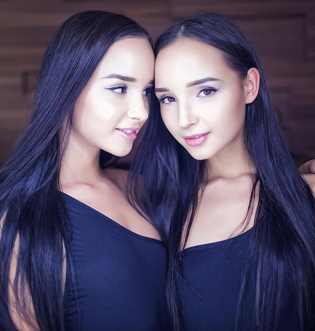 Twins. Алина Фатхеевы. Близняшки Аделина и Алина. Твинс-сёстры. Сестры близняшки Твинс.