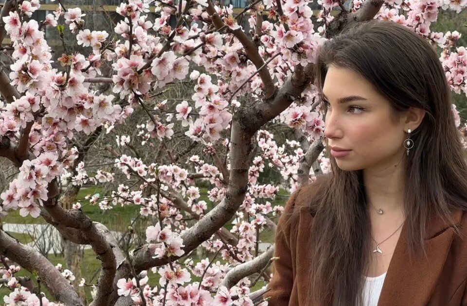     Самые яркие цветения можно встретить на Южном берегу Крыма Александра Тимощенко