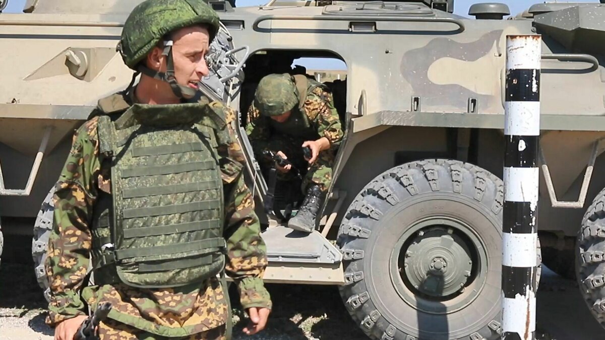     Появление украинских диверсантов в Ростовской области теоретически возможно, но маловероятно, сообщил RostovGazeta политолог Дмитрий Абросимов.