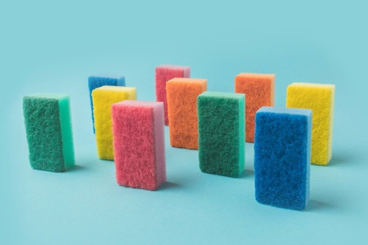 губки для посуды. разные губки для мытья посуды. губки для цветов и подарков. губки для посуды разных цветов. разноцветные губки.
