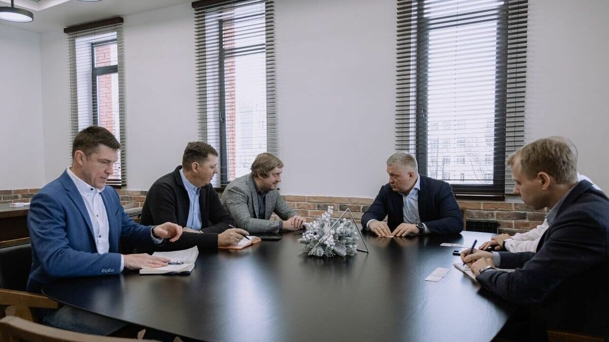     Нижегородская область договорилась о сотрудничестве с производителем драгоценных металлов ОАО «Красцветмет» из Красноярска. Об этом сообщили в Корпорации развития региона.