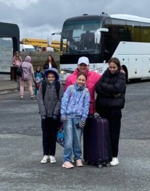 Я, Валерия, двойняшки Екатерина и Ренат. 