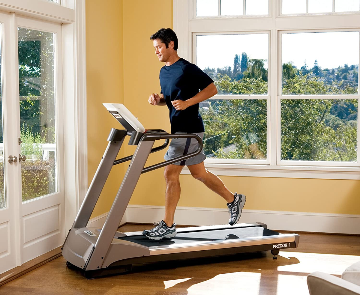 Скрипит беговая дорожка. Беговая дорожка Treadmill. Беговая дорожка KPT Fitness. Кардиотренажеры Precor. Беговая дорожка Quantum Treadmill.