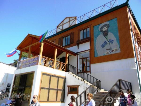 Белые журавли гуниб отель. Гуниб рестораны. Дом отдыха relax gunib. Дагестан гуниб кафе адат. Кафе уют гуниб.