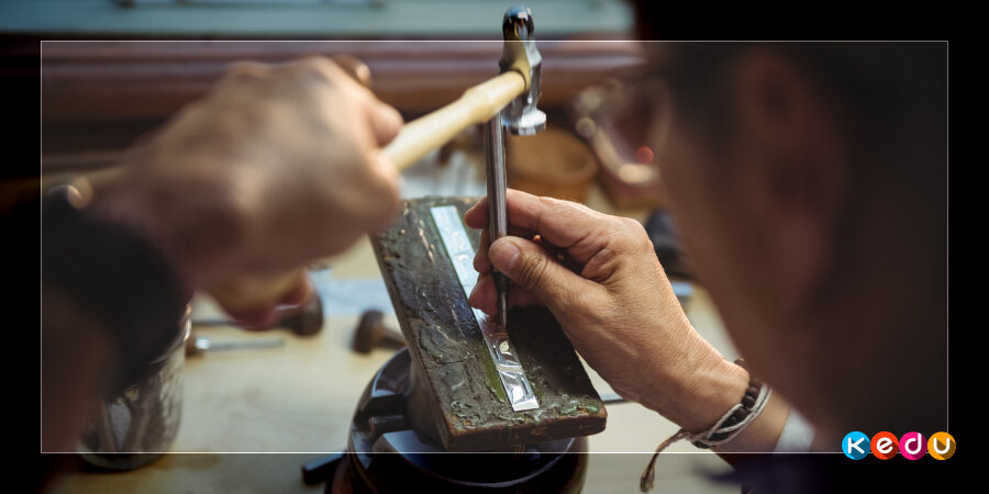  Designed by wavebreakmedia_micro/freepik