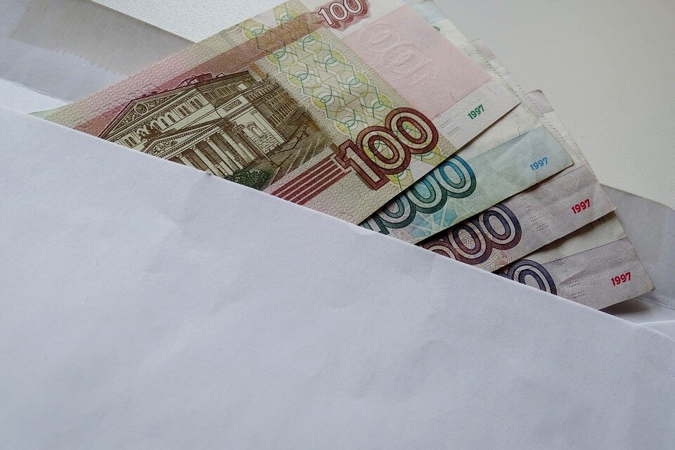     Бывших липецких полицейских осудят за взятку от наркомана в 35 тысяч рублей Юлия КЛЮЕВА
