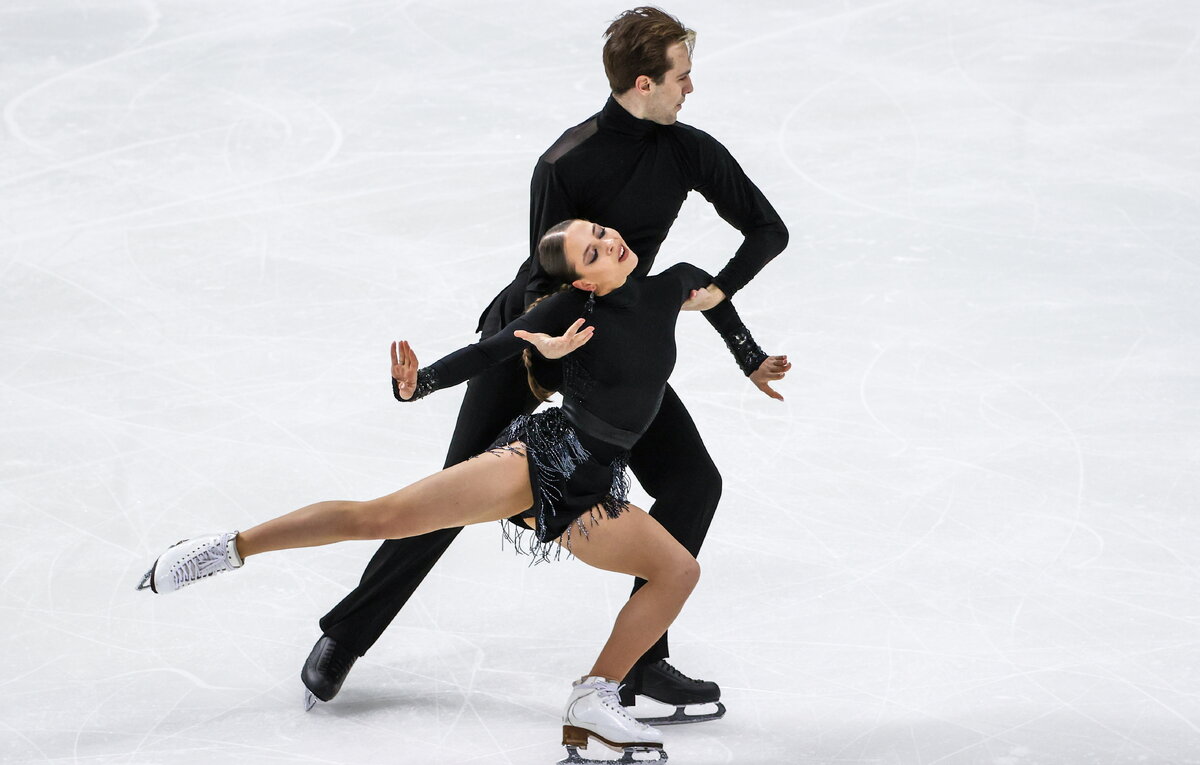    Елизавета Пасечник и Максим Некрасов  Кирилл Кухмарь/ТАСС