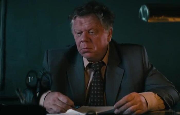 Игорь Лях был известным советским и российским актёром, театральным педагогом. Благодаря обаянию, таланту, убедительной актёрской игре, у него были тысячи поклонников.-4-3