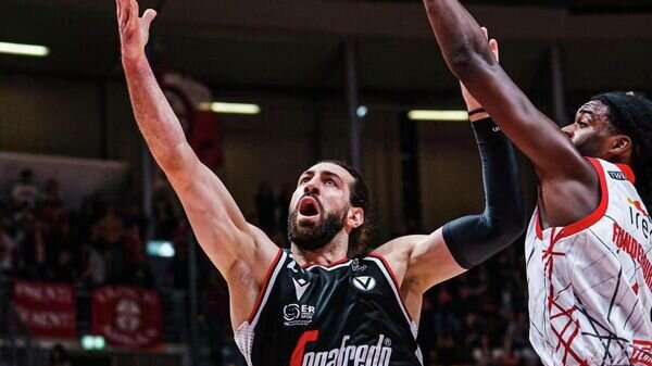    © Courtesy of Tornike Shengelia