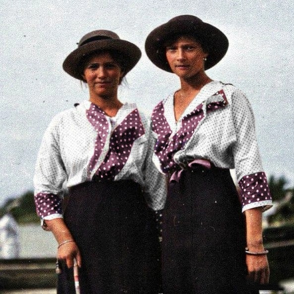 Великие княжны Мария и Татьяна