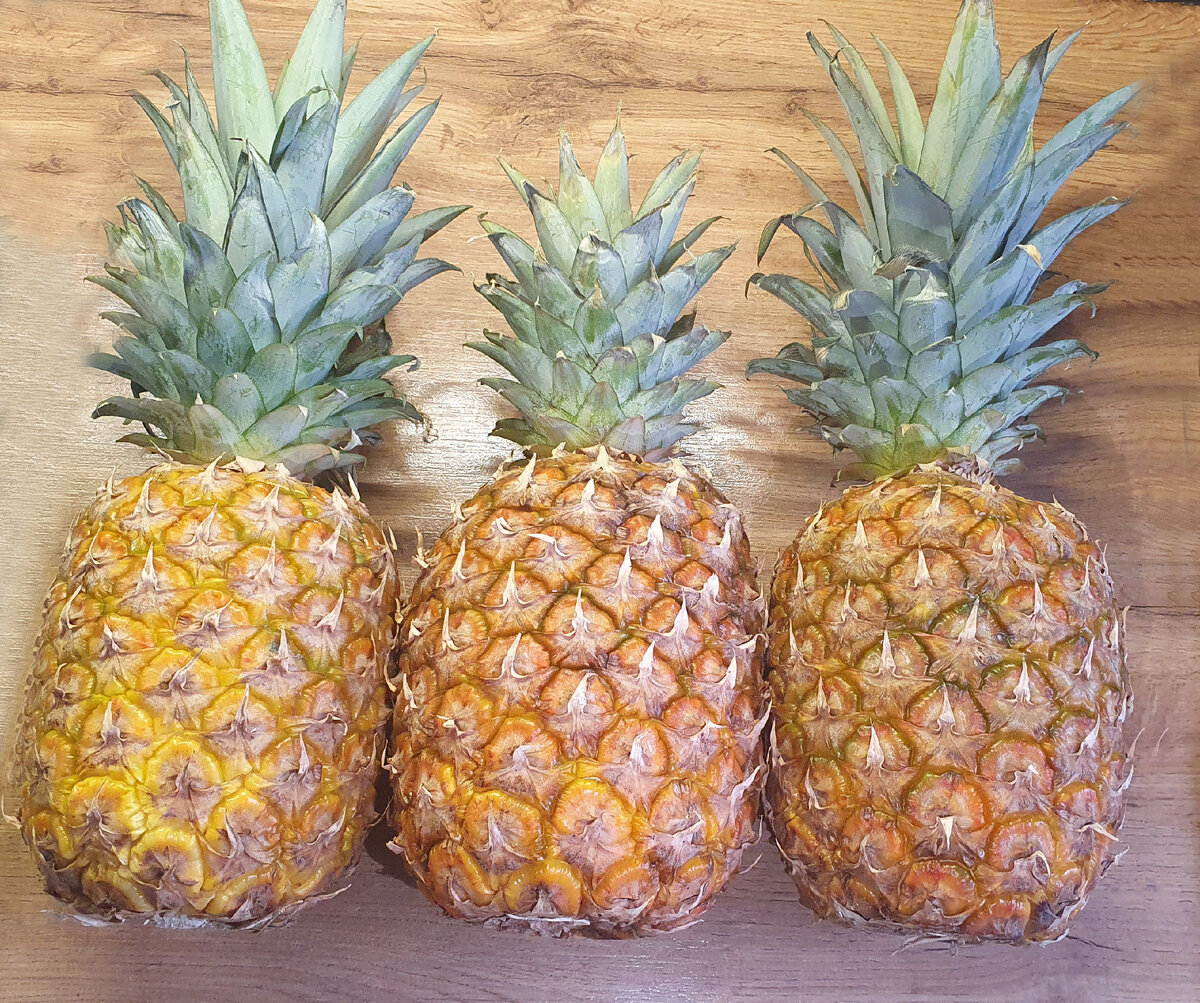 Выбираем ананас в магазине правильно. Спелый ананас. Спелый ананас фото. Mikado Pineapple. Морской ананас.