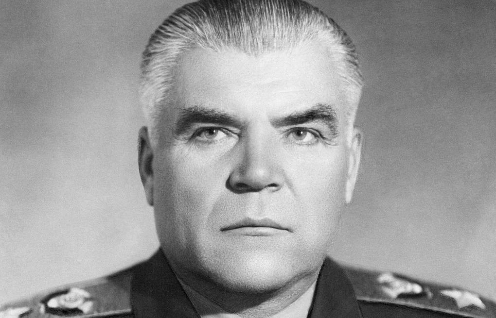 Малиновский маршал февраль 1943 года. Малиновский маршал советского союза. Малиновский. Малиновский маршал советского. Я.