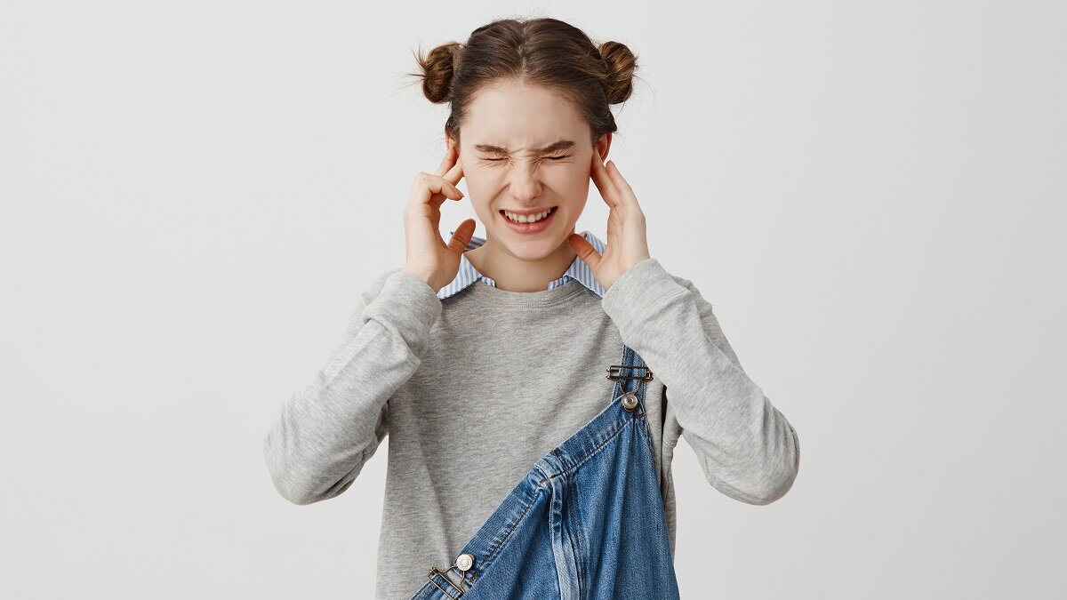    Почему мы слышим звон в ушах