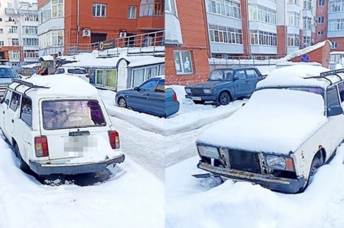    В Твери с улицы Лидии Базановой будет эвакуирован автомобиль марки «ВАЗ»