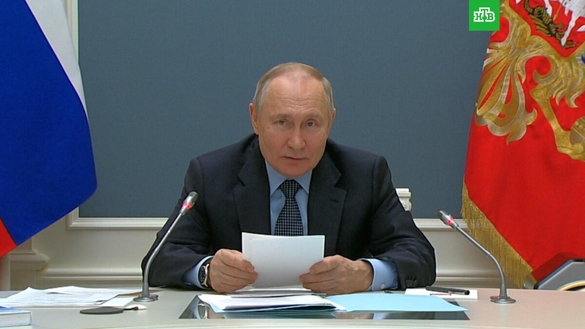    Путин назвал ДНР, ЛНР, Запорожскую и Херсонскую области «условно новыми» регионами РФ