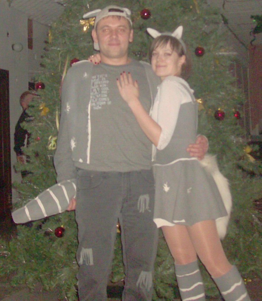 Вюс мужем встречаем 2011 год. Год кота-кролика