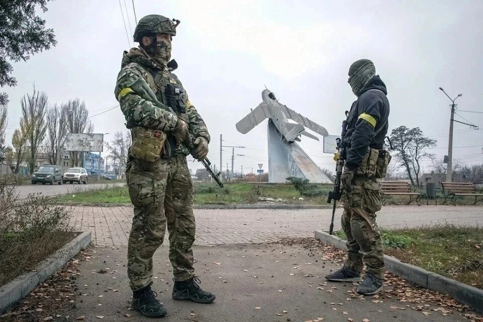     Командующий сухопутными войсками ВСУ Сырский: Противостояние в Артемовске помогает выиграть время  REUTERS