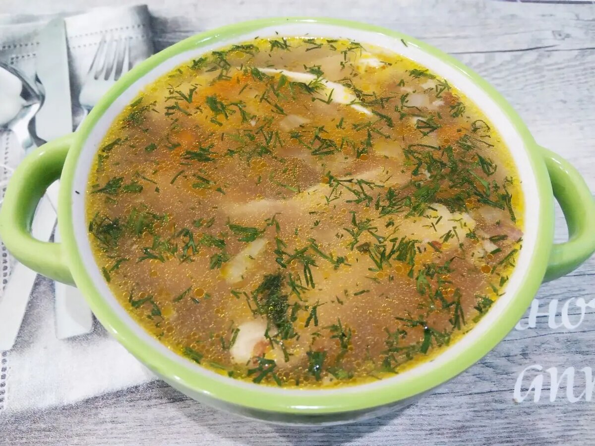 Гречневый суп с говядиной и зеленью
