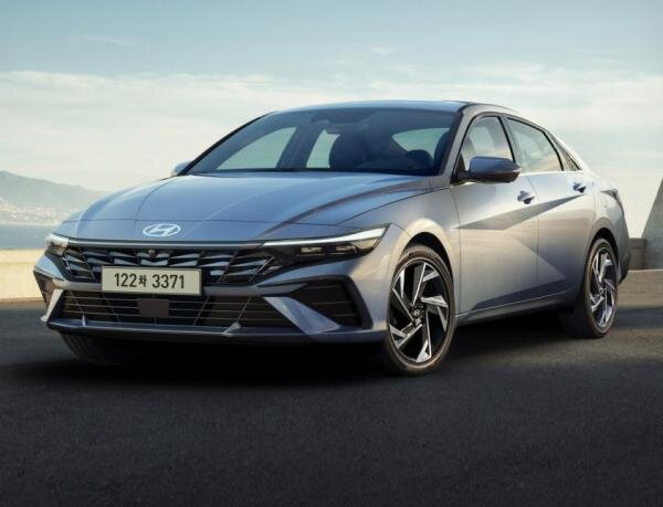     Hyundai Avante. Фото Hyundai