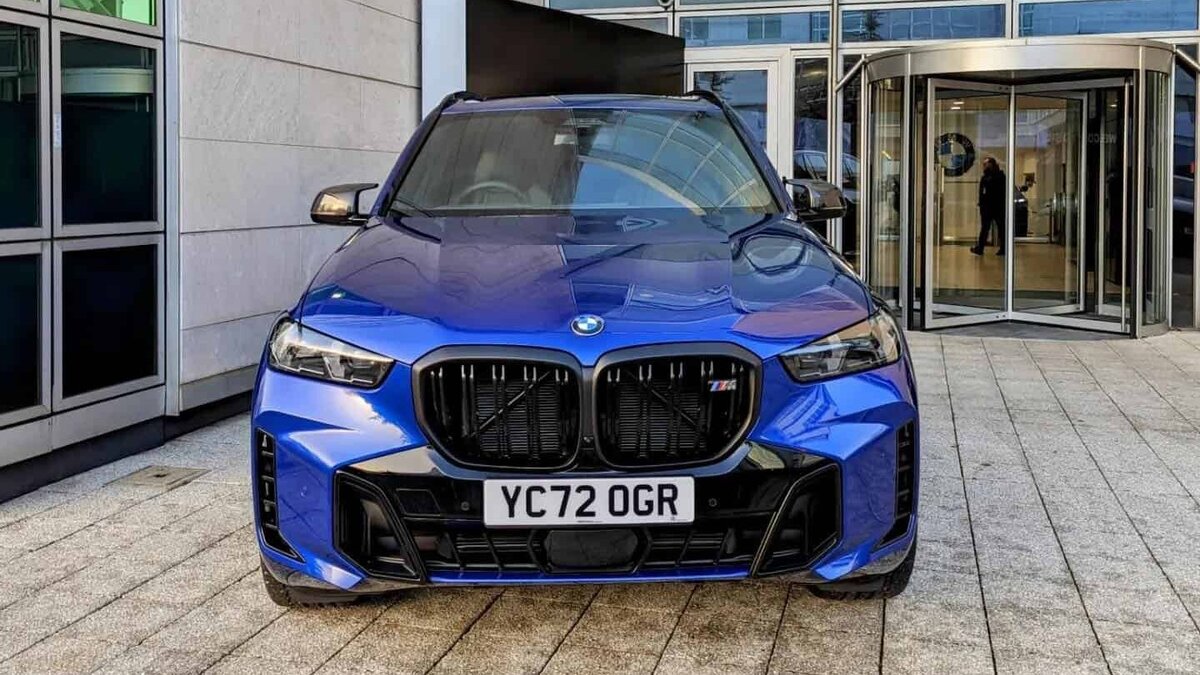   BMW X5 M60i 2024     RUBMW  