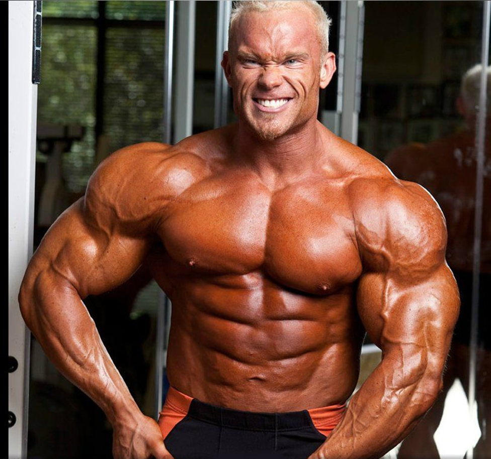 У большинства именитых бодибилдеров икроножные мышцы являются самым слабым местом, но не у Бена Пакульски. Он до сих пор входит в топ спортсменов с самыми развитыми икрами.