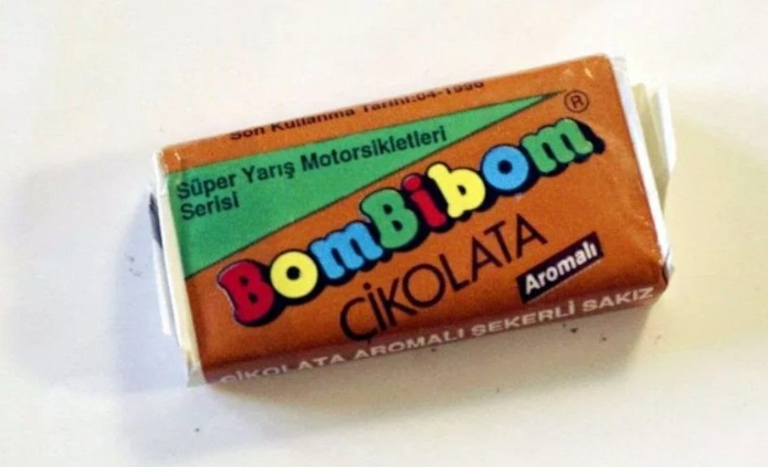 шоколадная жвачка. шоколадка жвачка. Bombibom жвачка 90. жвачки девяностых. жевательные конфеты лавис.