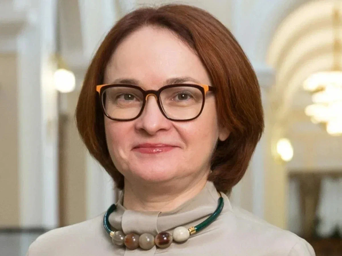 Не случайно Путин поставил руководить в переломный для страны момент российскими деньгами Эльвиру Набиуллину, человека из города дракона. Дух древних финансовых кланов помогает ей.