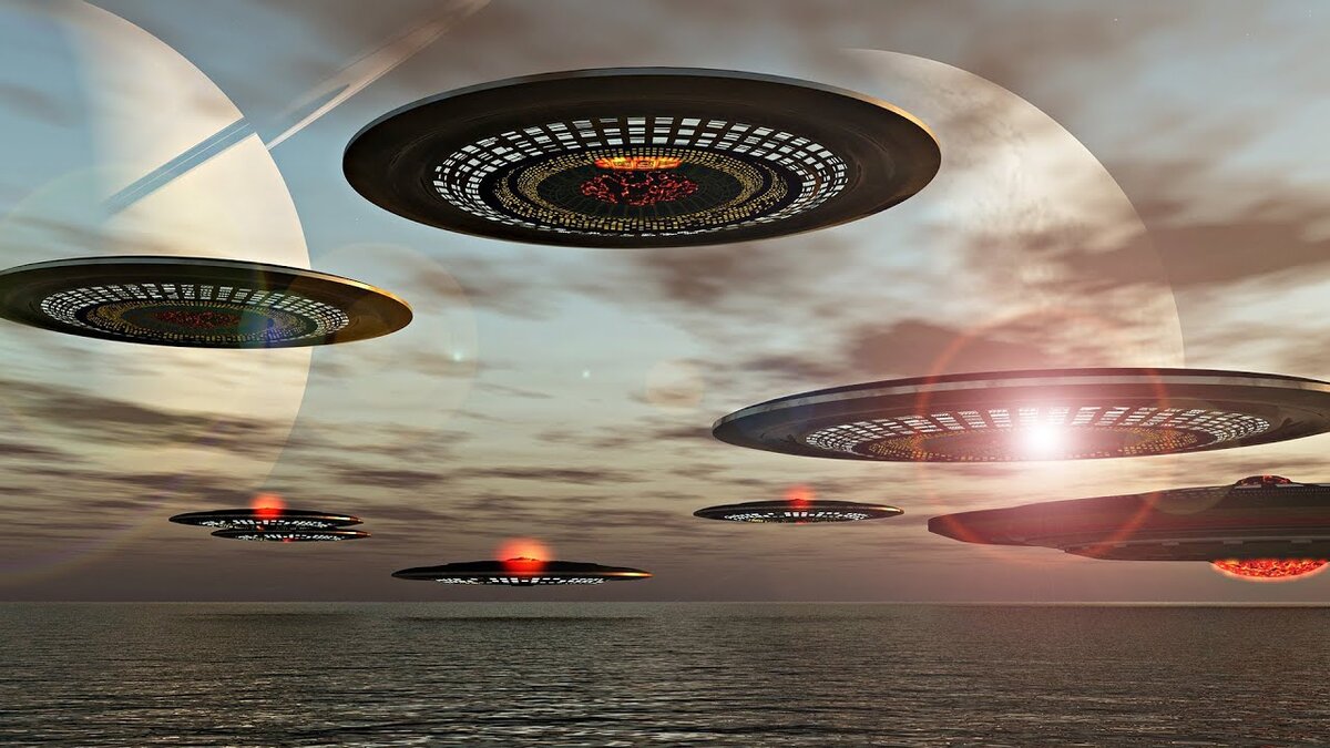 На базу летят