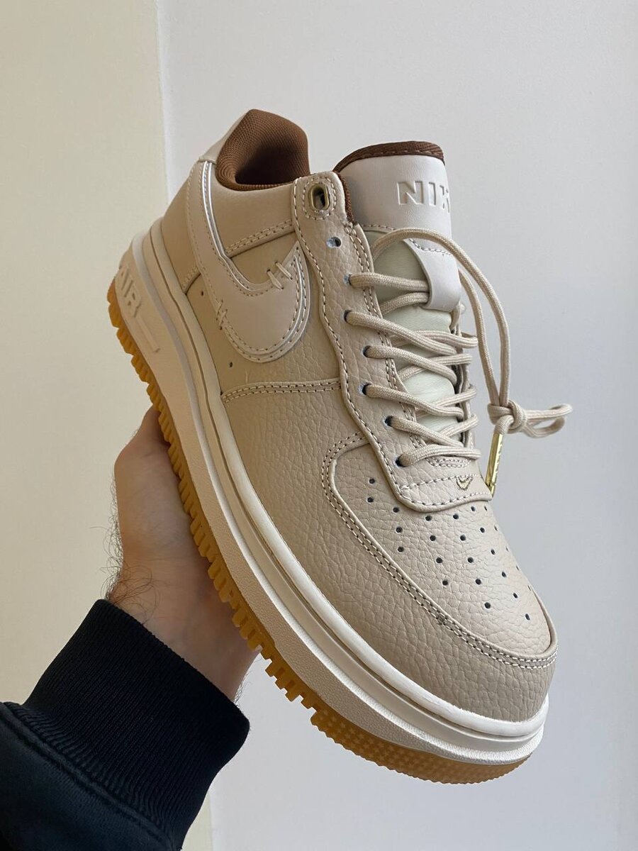 Nike Air Force 1 Low Luxe 