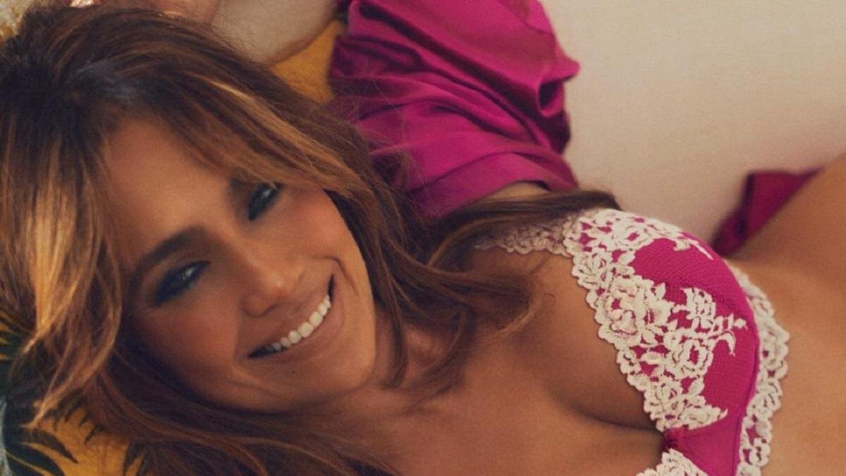    Дженнифер Лопес:instagram.com/jlo