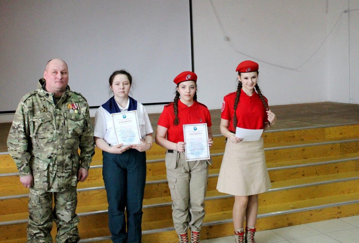 мемориал вечная слава усть-абакан. центральная библиотека абакан. усть абакан отзывы. поселок усть-абакан. торжественные мероприятия фото.