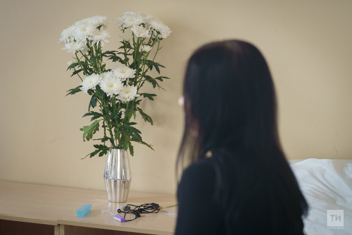 35-летней Резеде из Набережных Челнов долго не могли поставить диагноз, она обращалась и в госбольницы, и в частные медцентры. Фото: © Владимир Васильев / «Татар-информ»