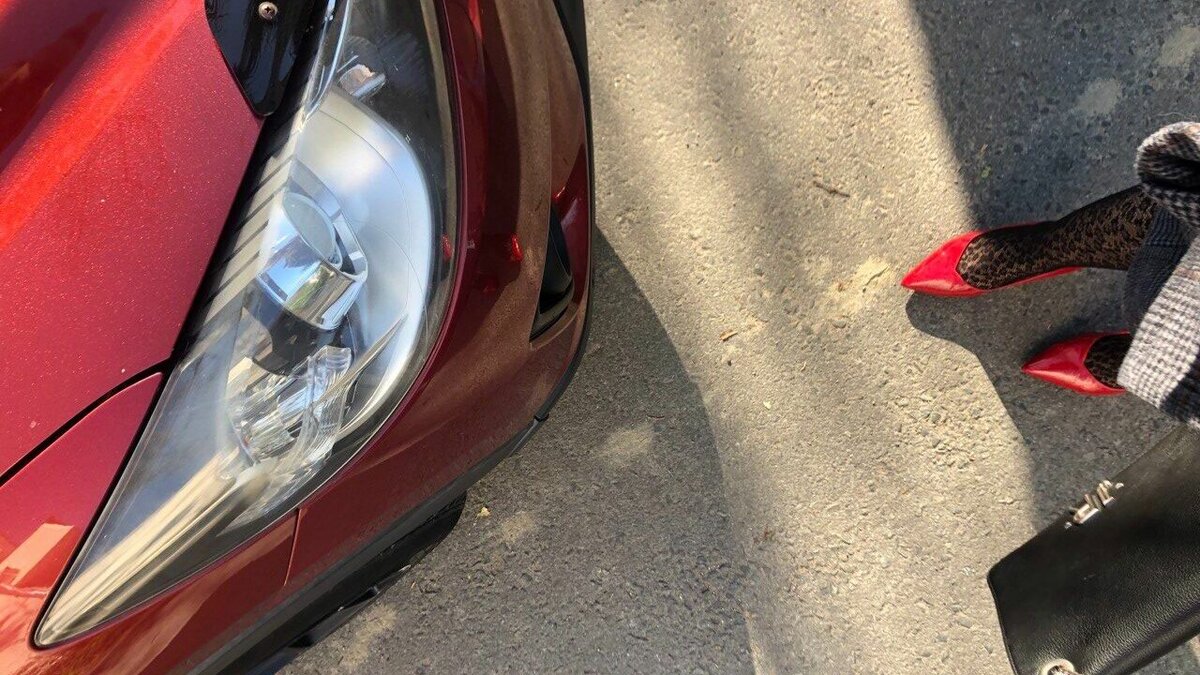     Раскрываем подводные камни самого дорого автомобиля во Владивостоке, который выставлен на продажу почти за 40 миллионов рублей.