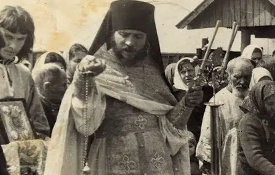 схиигумен иоанн угличский. костромская митрополия священник николай озолин. никольское старец.