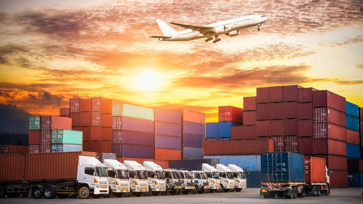    Минпромторг выстроит новые логистические маршруты для поддержки экспорта страны