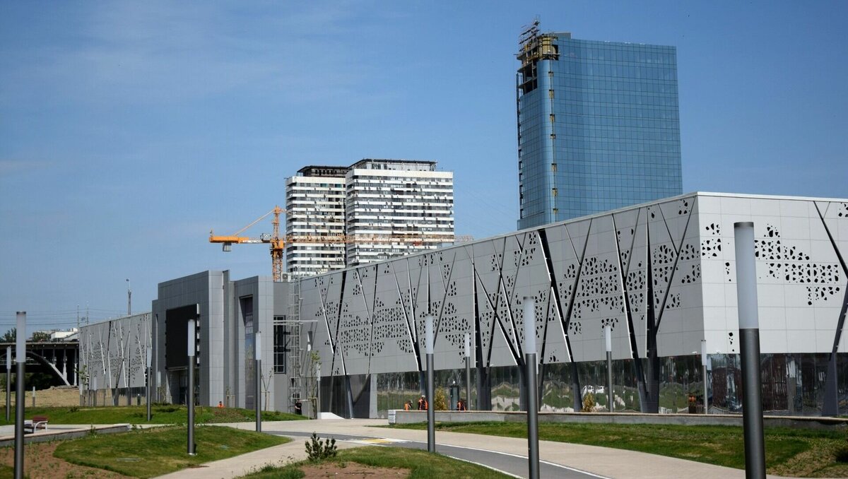     В Международный женский день в Волгограде откроется фотовыставка «Жены героев», посвященная супругам военнослужащих и участников СВО. Героинями выставки стали местные жительницы, отозвавшиеся на предложения организаторов.