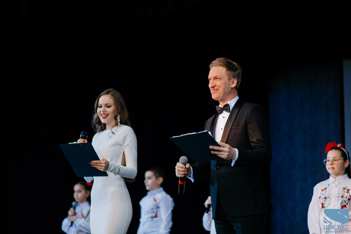 «О женщинах с любовью». В ЦОК ВКС состоялся концерт, посвященный международному женскому дню