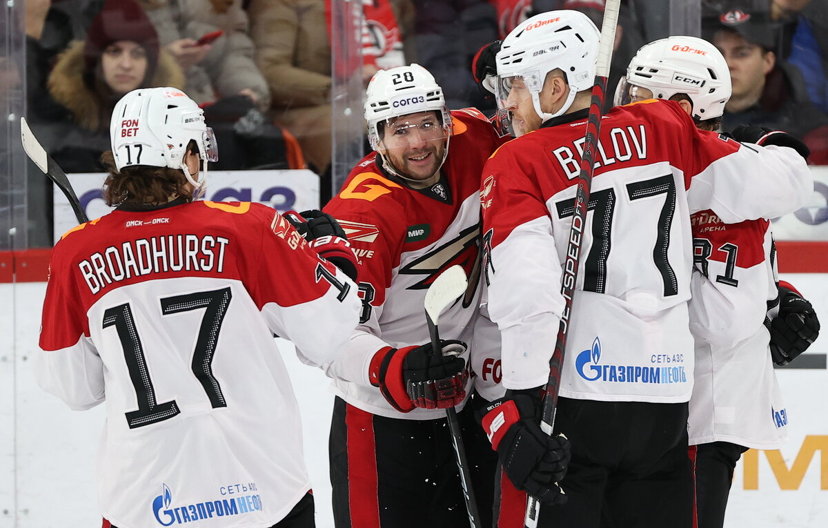    Игроки "Авангарда"  Донат Сорокин/ТАСС