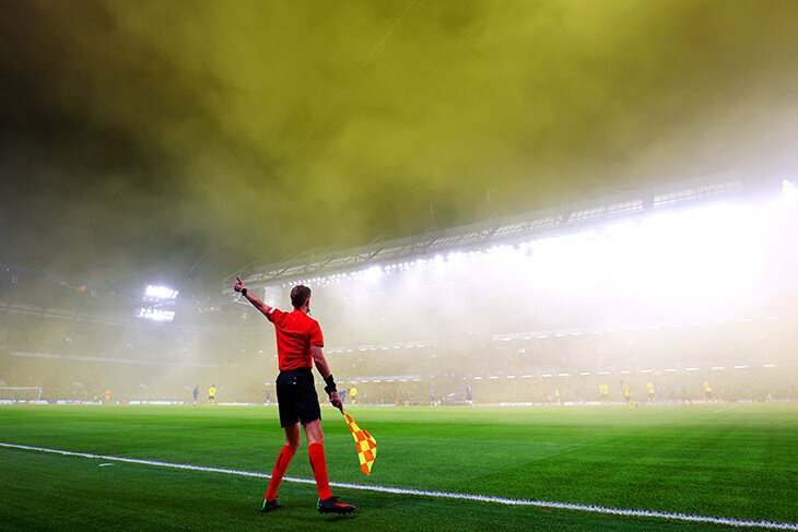 Футбольное поле Stamford Bridge