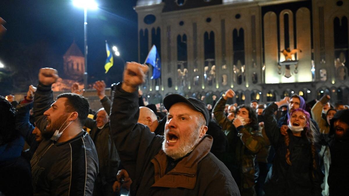    Протесты в Грузии:AFP via Getty Images